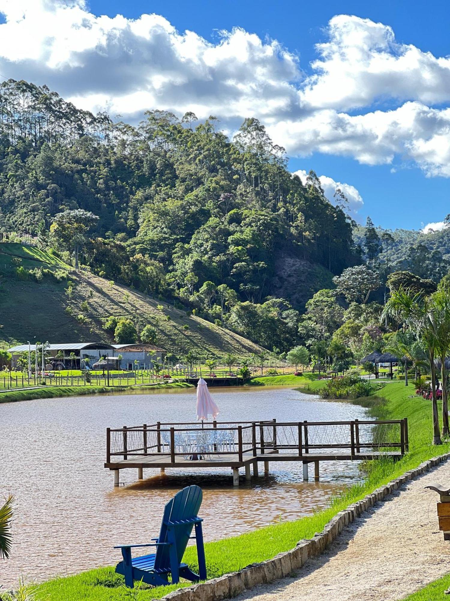 Terras Claras Pousada E Lazer Alfredo Chaves Dış mekan fotoğraf
